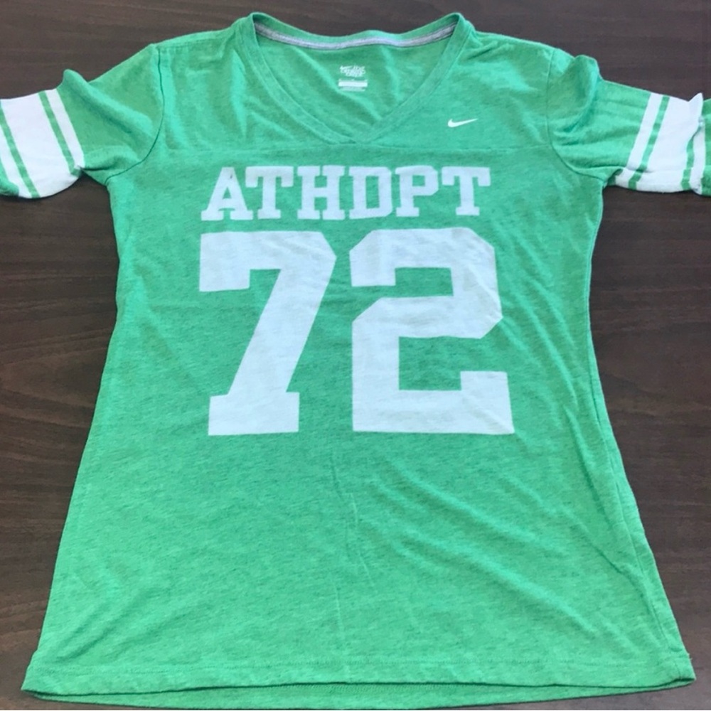Nike Tee Burn Out V-Neck Short Sleeve
Green Medium